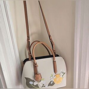 Elegant Floral White Handbag